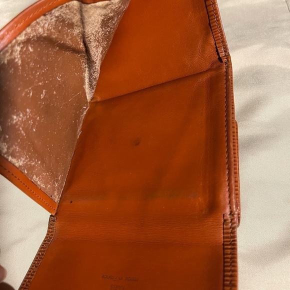 Louis  Vuitton Epi Compact Wallet - Picture 9 of 9
